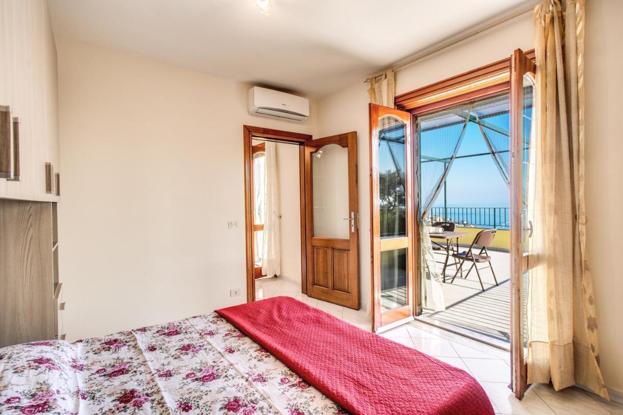 Апартаменты Magdalene'S House - Sea View Terrace Масса-Лубренсе Экстерьер фото
